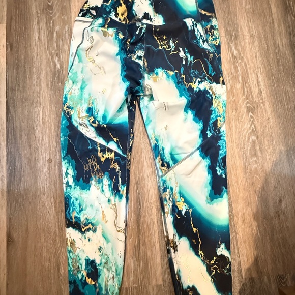 Old Navy Active Bra ( XL)  & Legging ( Large)  Set - Picture 5 of 5